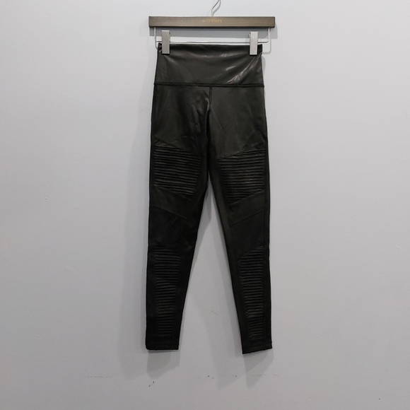 7 For All Mankind Faux Leather Moto Black Leggings - Picture 2 of 6